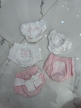 Baby girl bloomer diaper covers